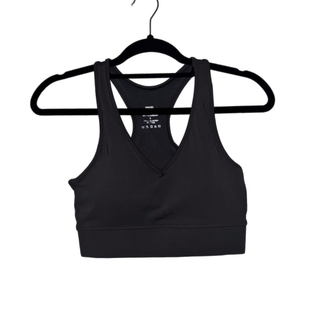 Zenana Outfitters Ash Gray sports bra with a racerback design NWOT